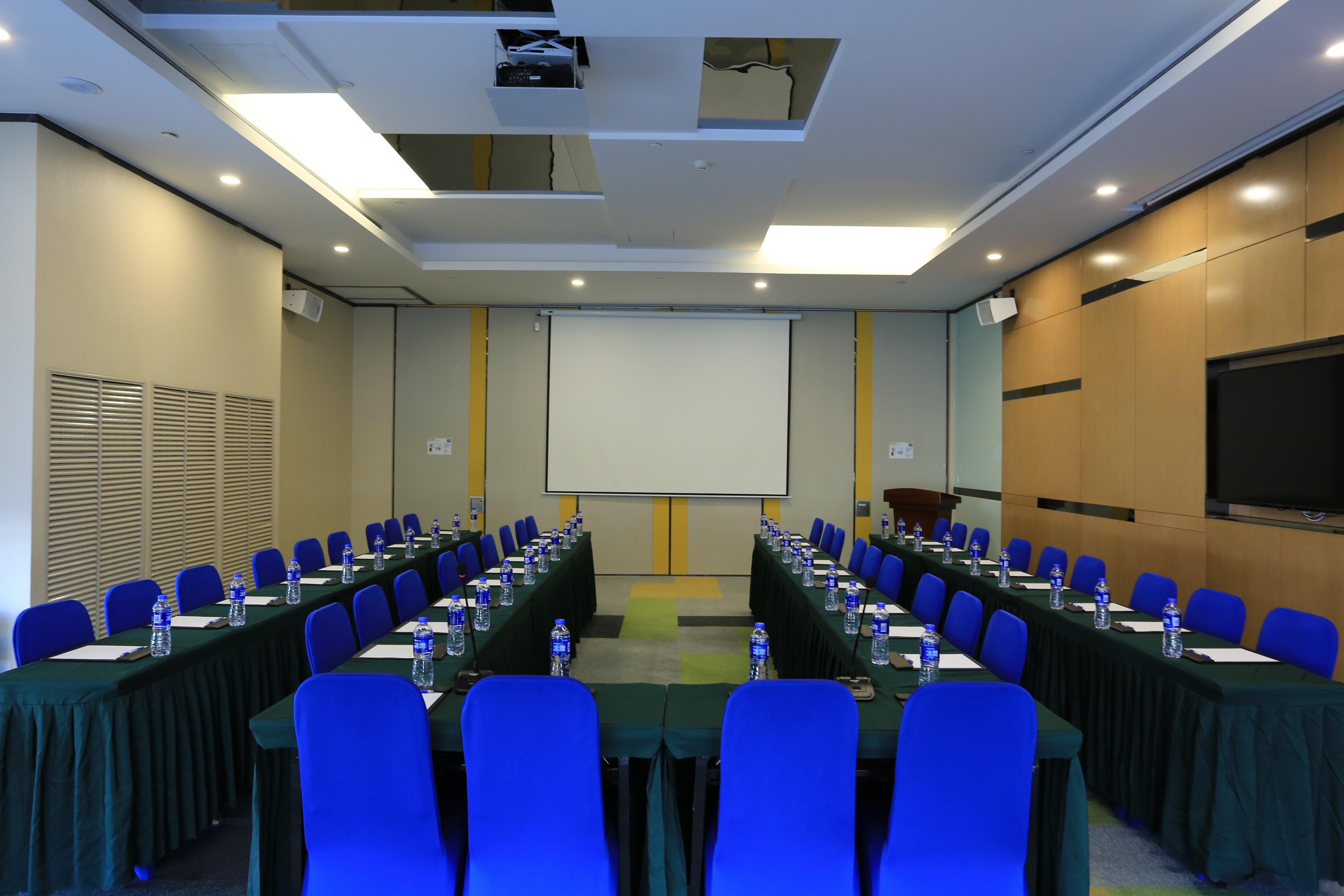 Holiday Inn Express Zhangjiakou Park View, An Ihg Hotel Extérieur photo